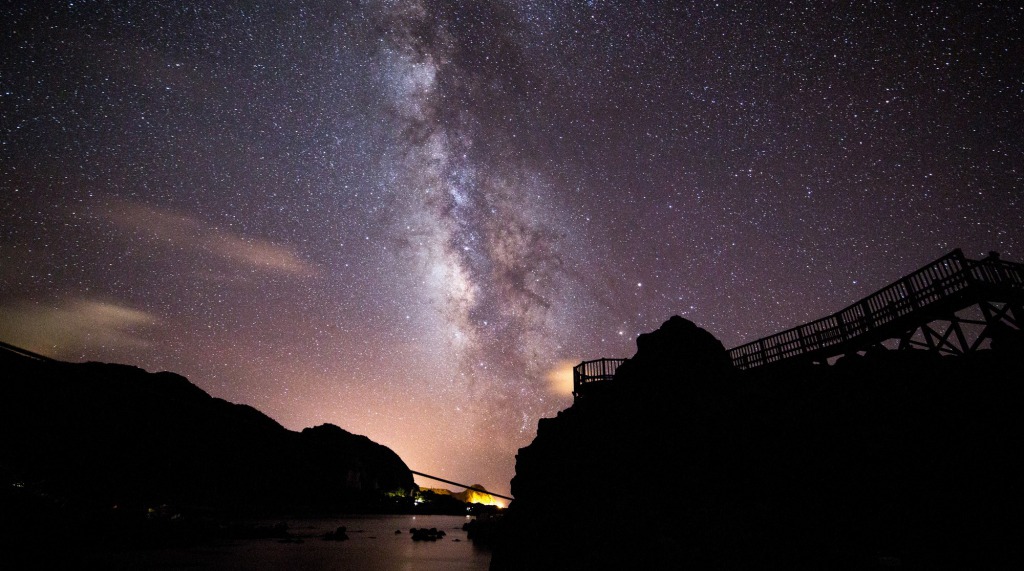 東京都・神津島の星空。360度、ほぼプライベートビーチで昼も夜も満喫してみては？