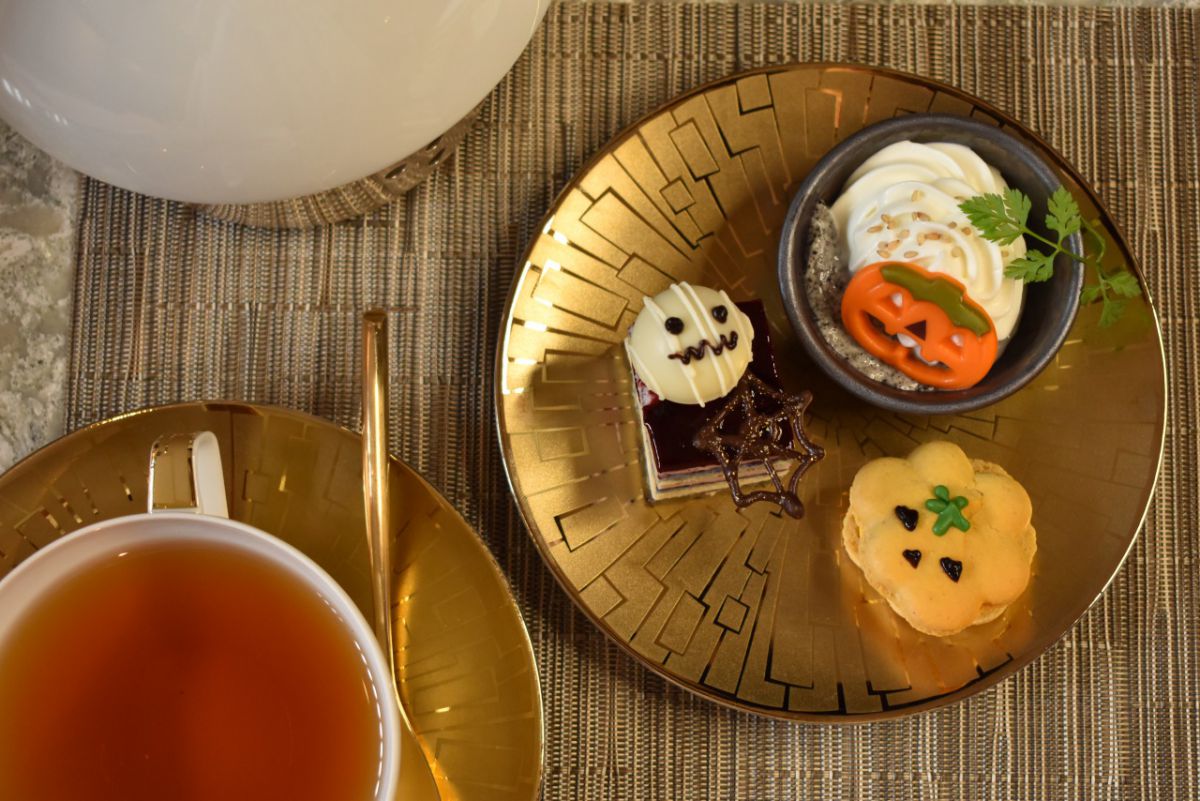 ハロウィンの仲間たちがスイーツに化けて登場！