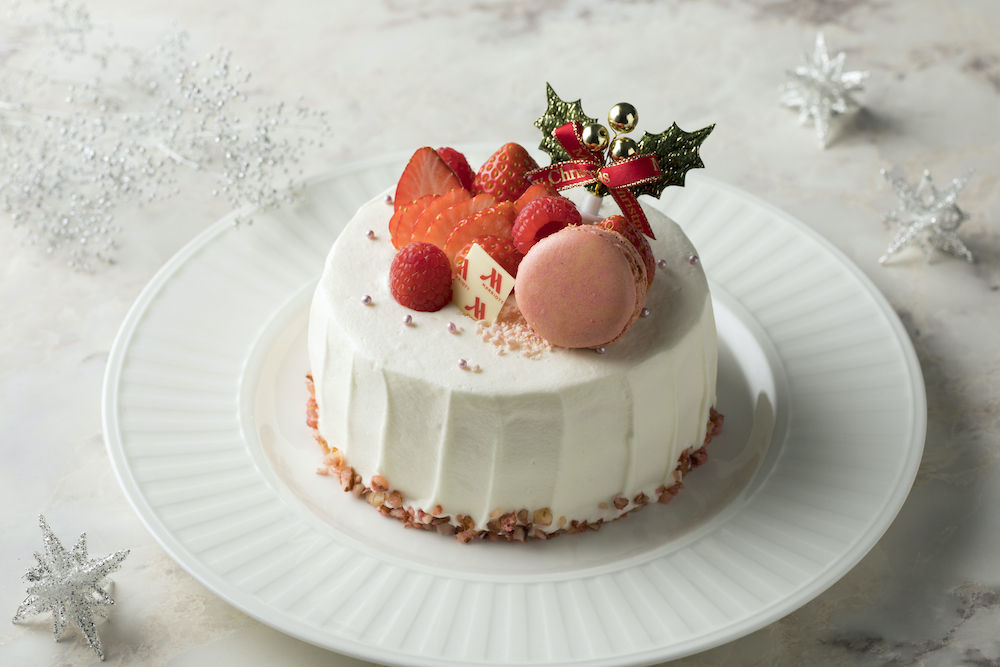 生クリームデコレーション 4号サイズ3000円（税別）