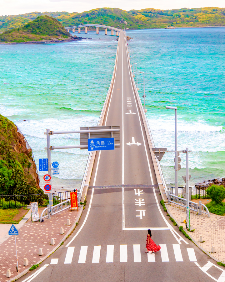 おすすめの絶景は角島大橋。晴れた日にぜひ行ってみてください！最高のドライブができます。