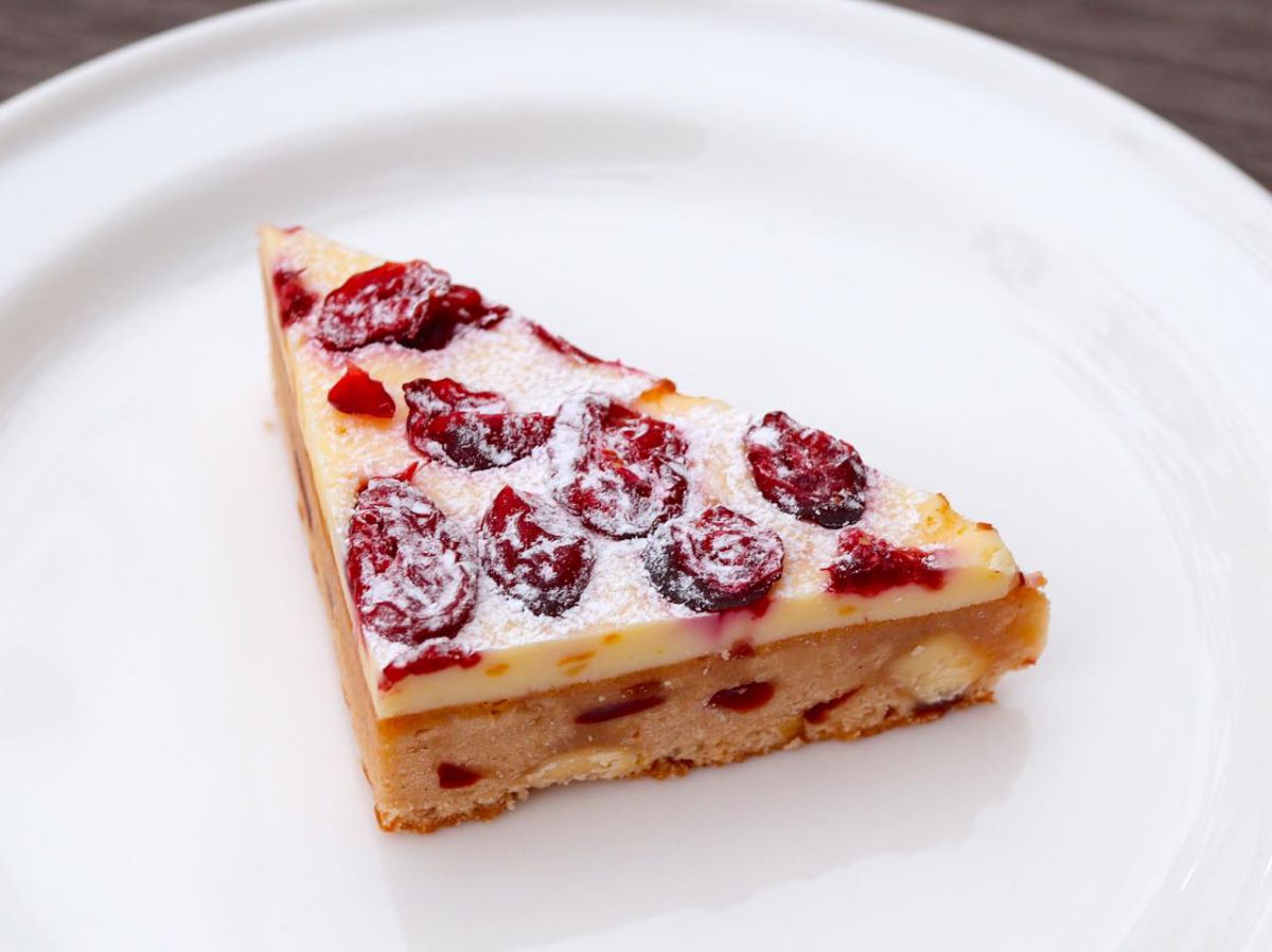 クランベリーブリスバー 270円