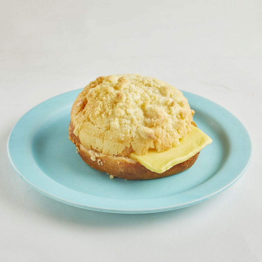 厚切りバターのメロンパン