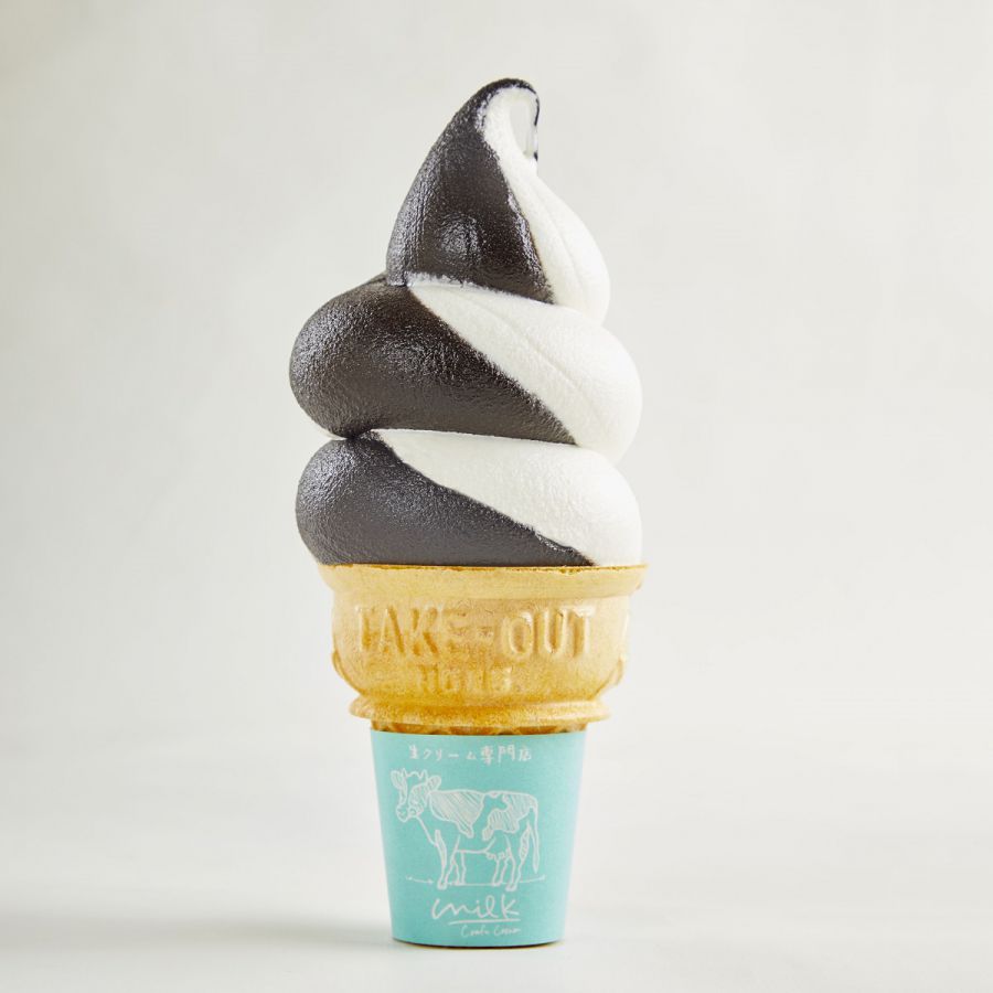 ブラックチョコミックスソフトクリーム