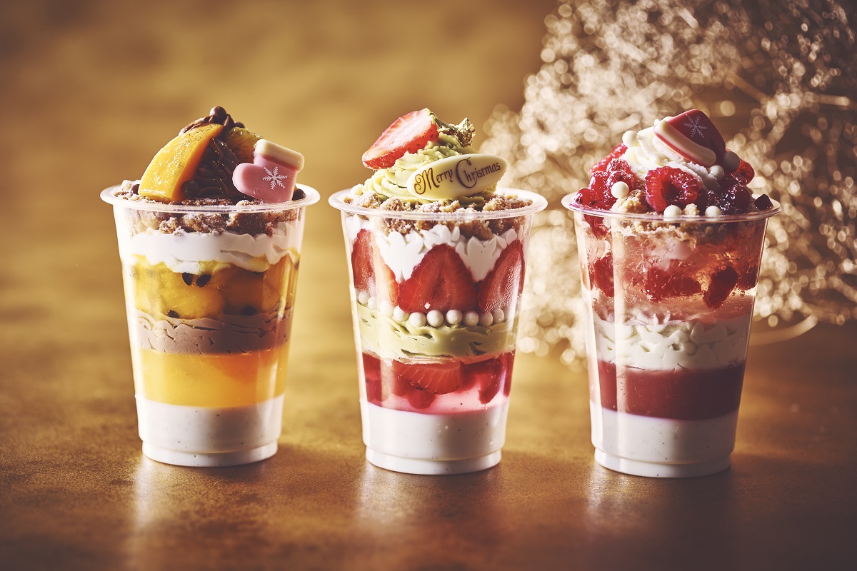 「デュオ・パフェ TO GO」（2種類）3300円か、「トリオ・パフェ TO GO」（全3種類）4500円で販売（それぞれ税別・要予約）。各12オンス（約350ml）。