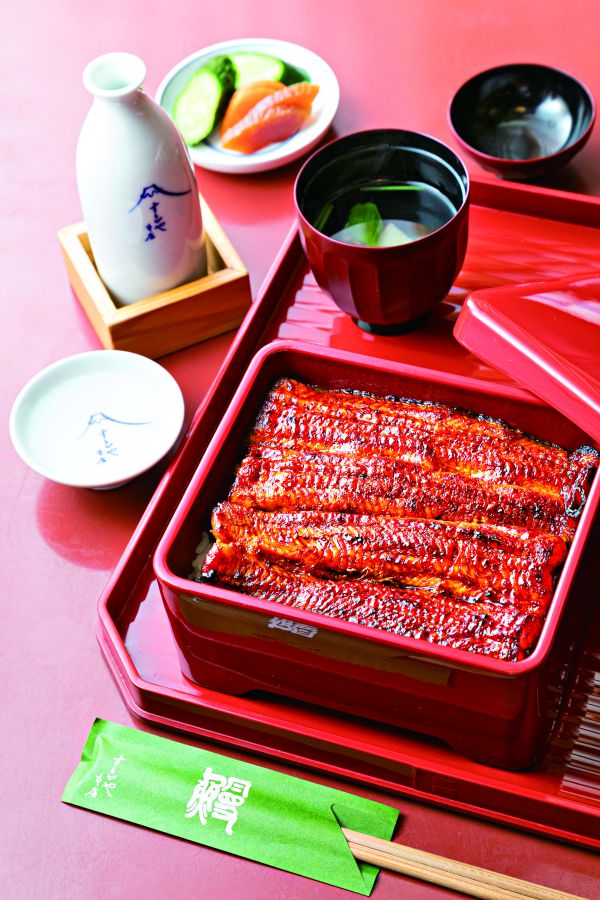 うな重3726円（肝吸いとお新香付き）