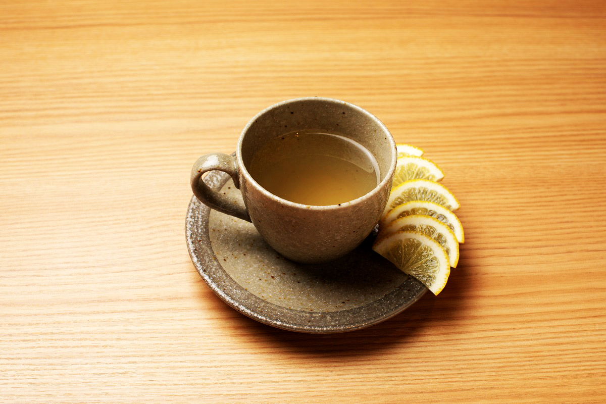 「昇仙峡からお届け！百花生はちみつのレモネード」530円