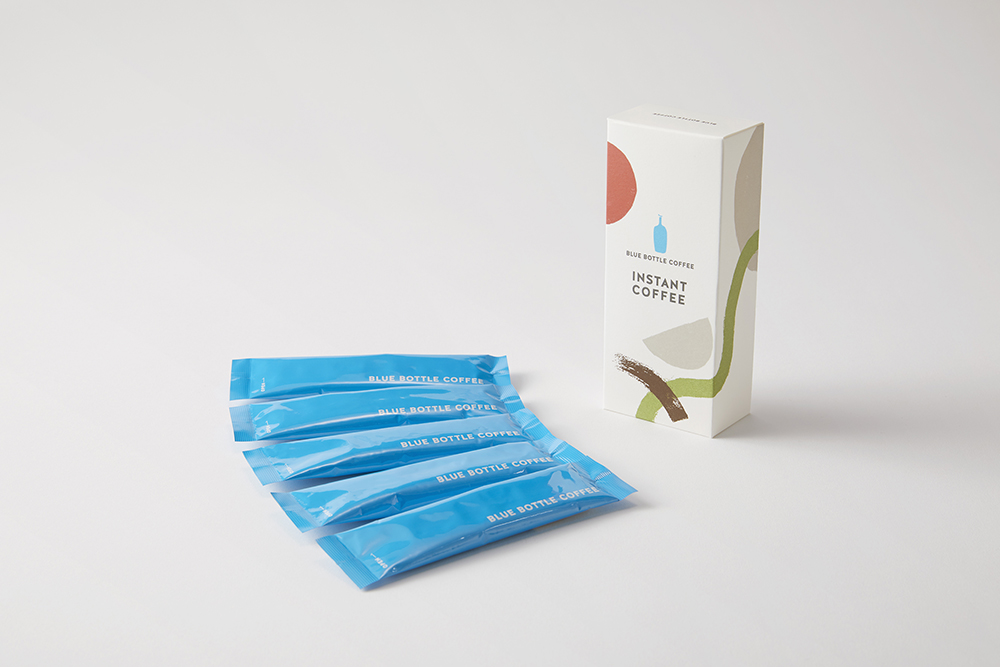 「ホリデー インスタントコーヒー」4gスティック×5本/箱 1600円（税別）