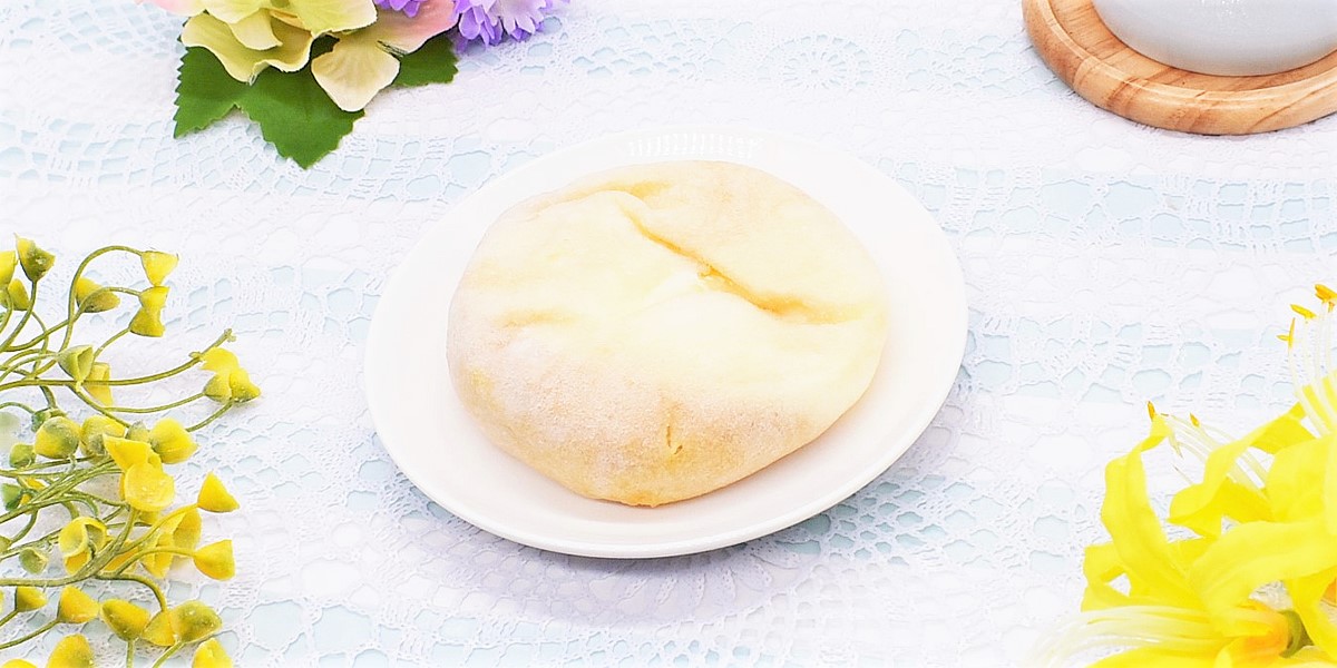 ローソン、モアホボクリム －ほぼほぼクリームのシュー キャラメル－