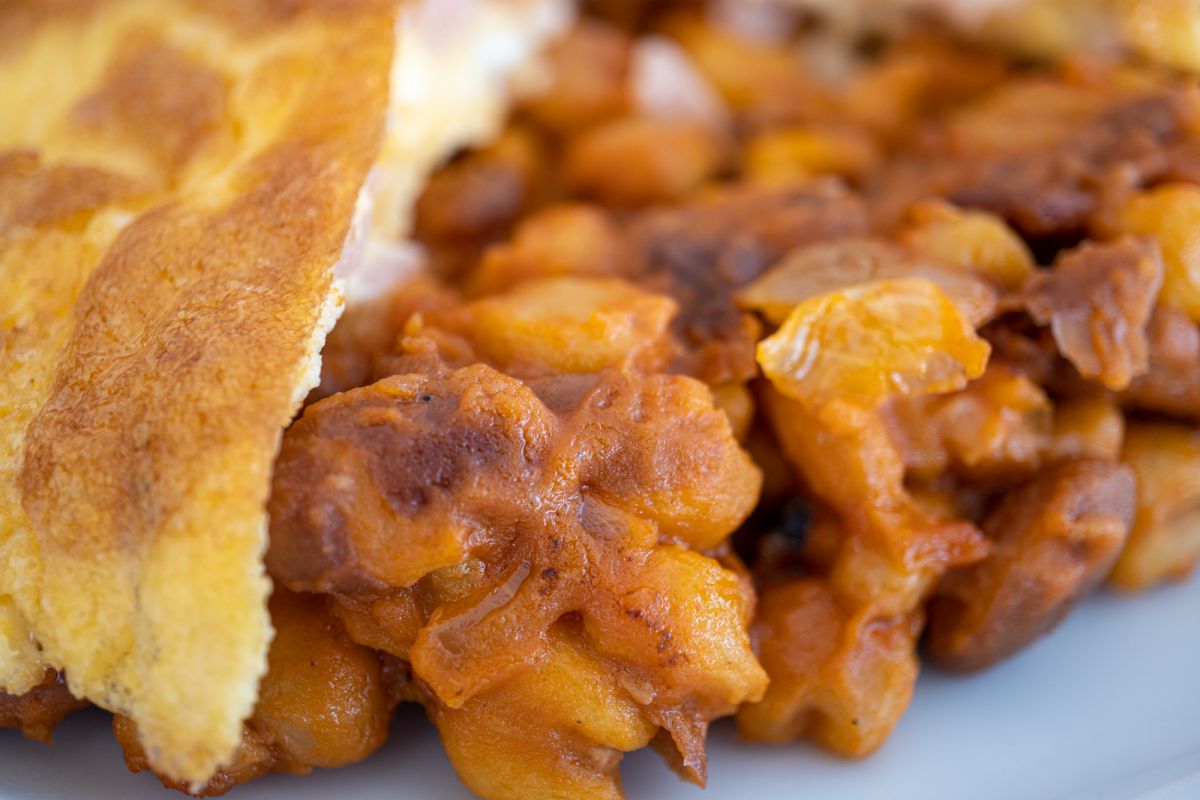 カーボベルデ人のほとんどが朝食に食べる伝統料理「カチューパ」