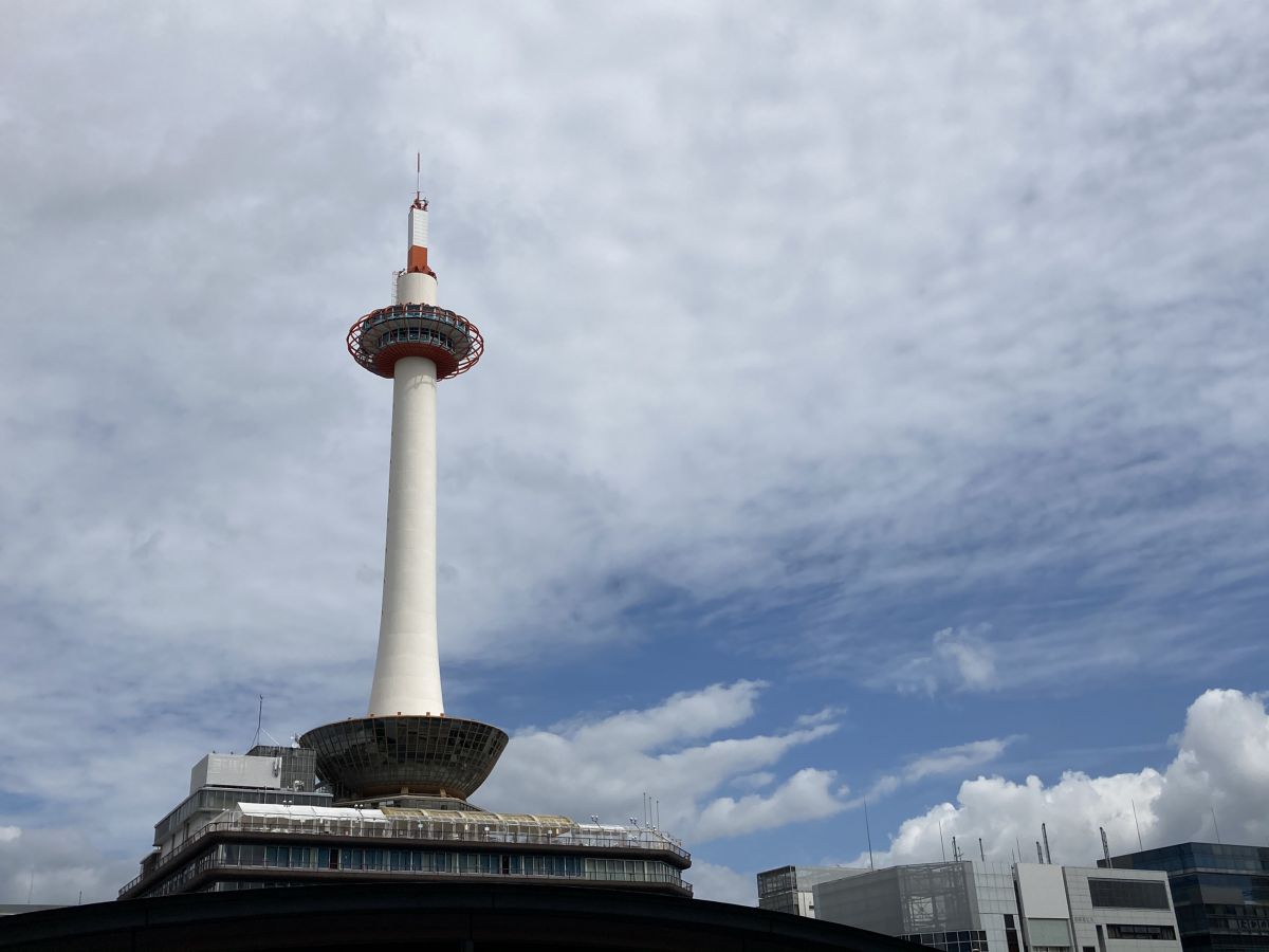 京都タワー、久しぶり〜！