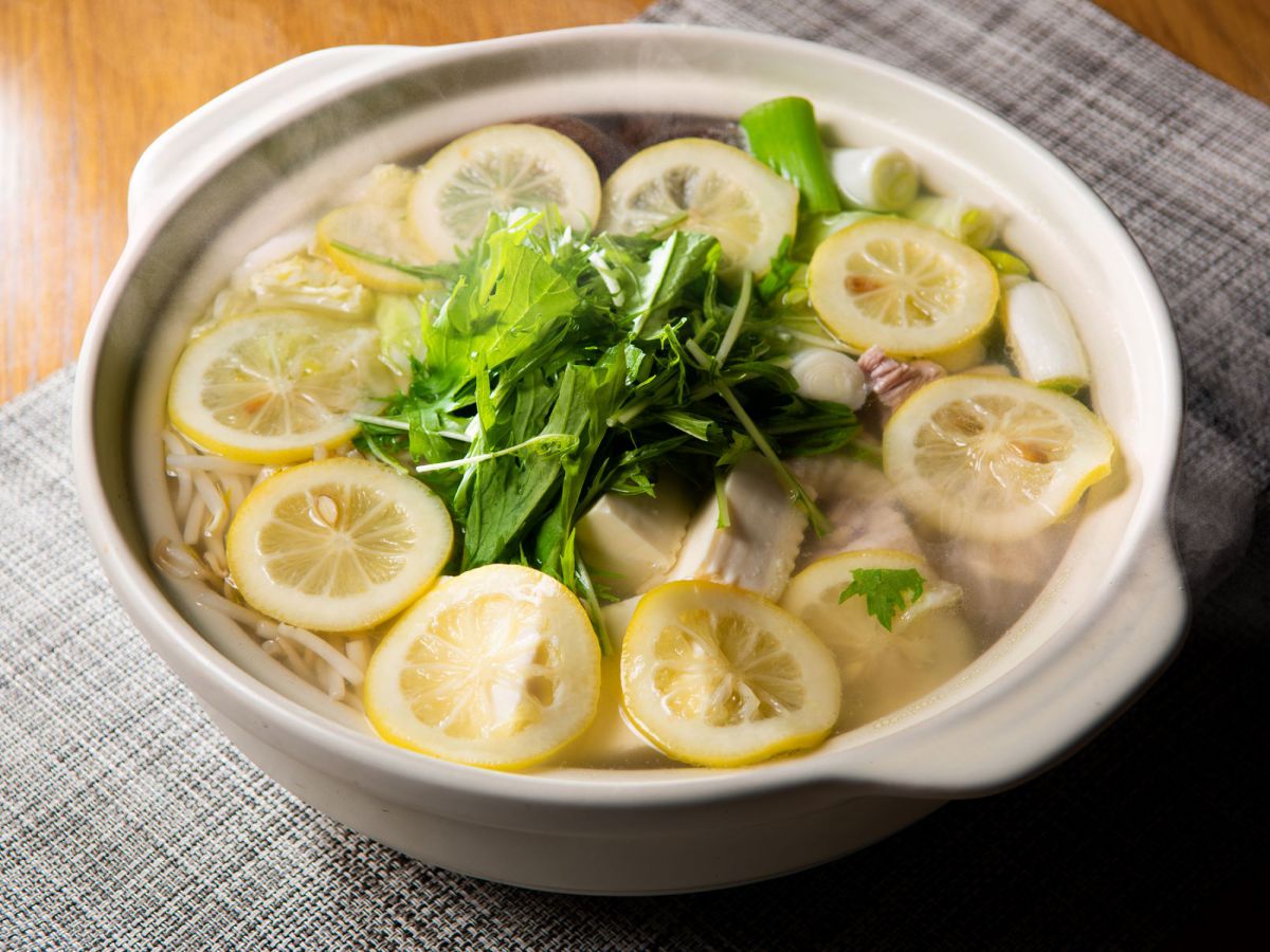 「ノンケミカルレモン使用 発酵鶏塩レモン鍋」