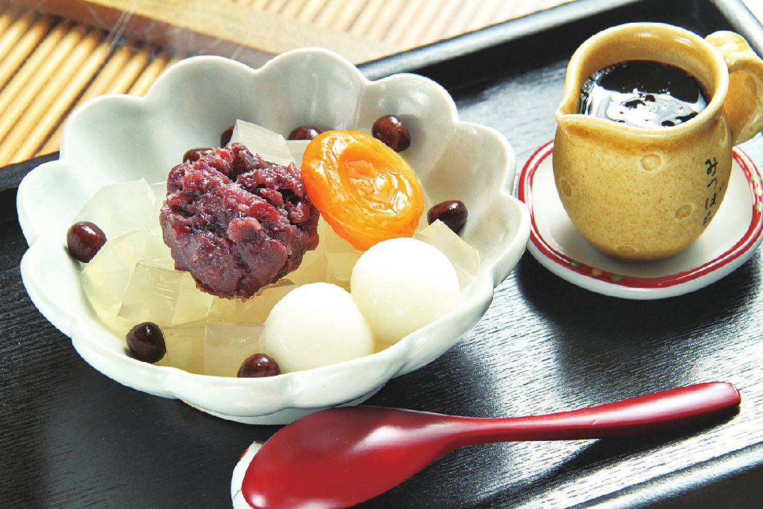 白玉あんみつ650円