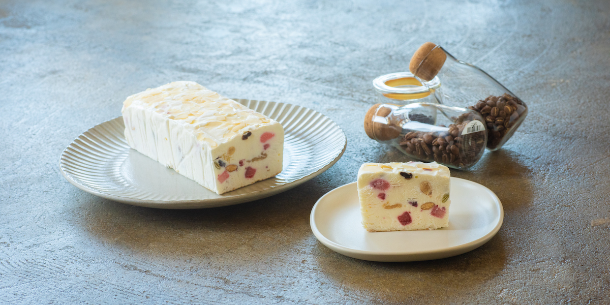 1時間で完売したとろけるスイーツ「Melty Cake」のweb販売が開始！