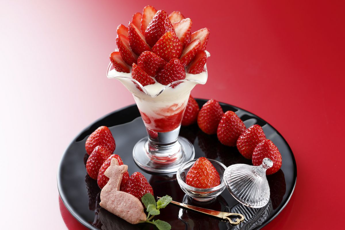 古都華パフェ いちごDX 3000円