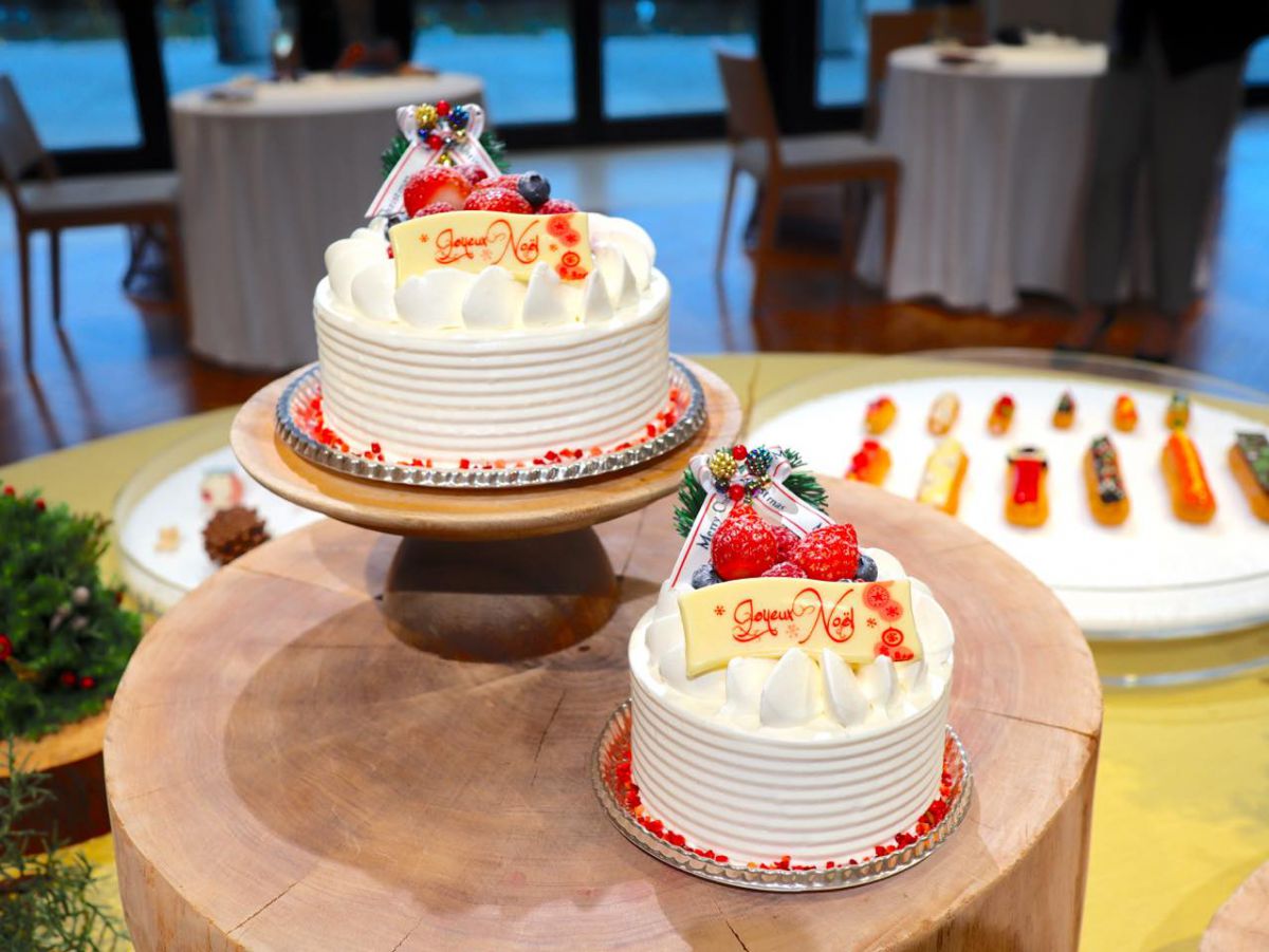 苺のショートケーキ 12cm 4100円（税別）、15cm 5300円（税別）