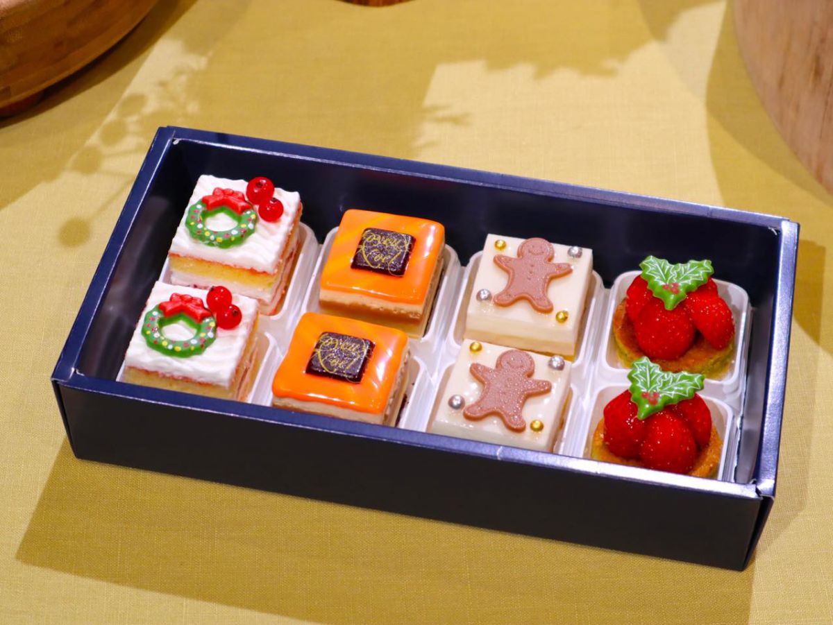 アソートケーキ　3000円（税別）