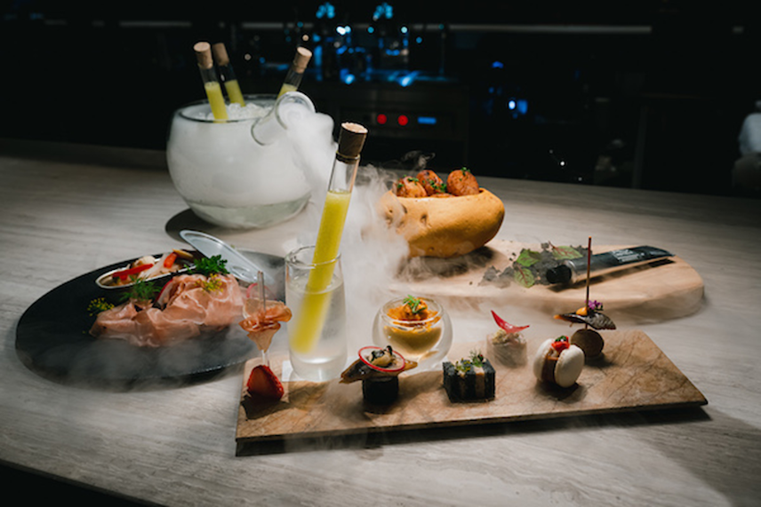 ダイニング利用もおすすめ!ヨーロピアンモダンな「ACホテル・バイ・マリオット東京銀座」【Go Toトラベル対象】