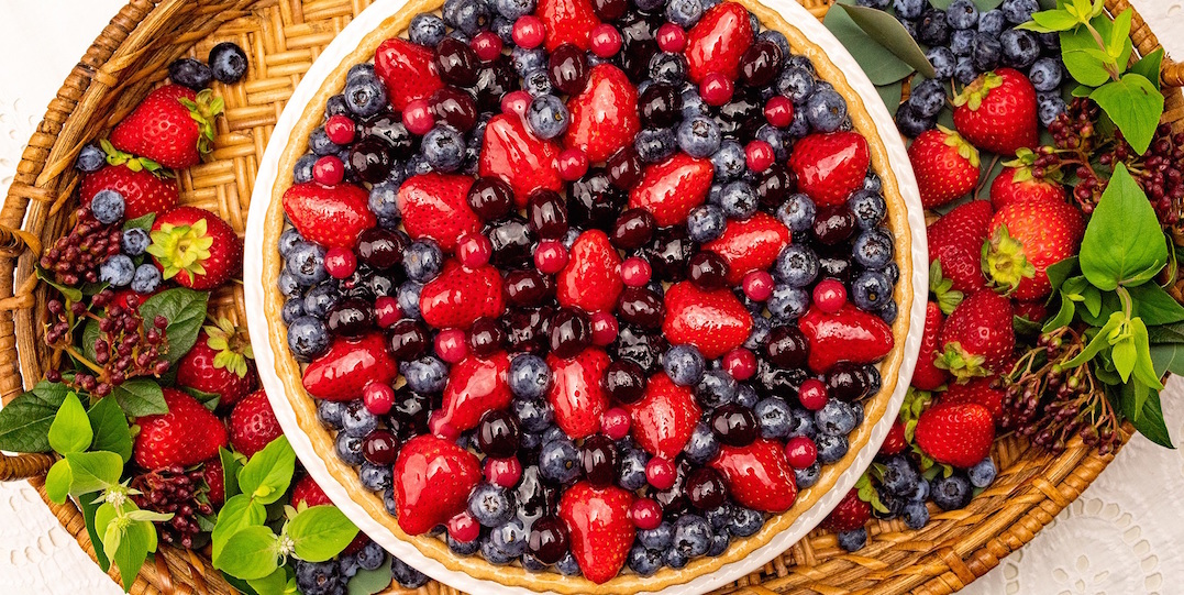 「キル フェ ボン」のクリスマスがやってキター♪新作はベリーのタルトとマンゴーたっぷりタルト