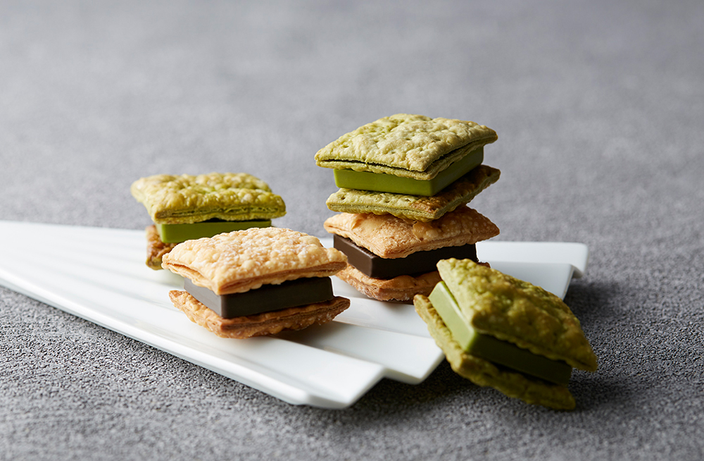 茶の葉かさね 6個1080円　10個1728円