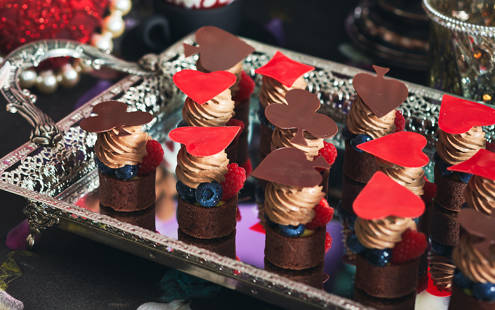 トランプのベリーのタルトレット