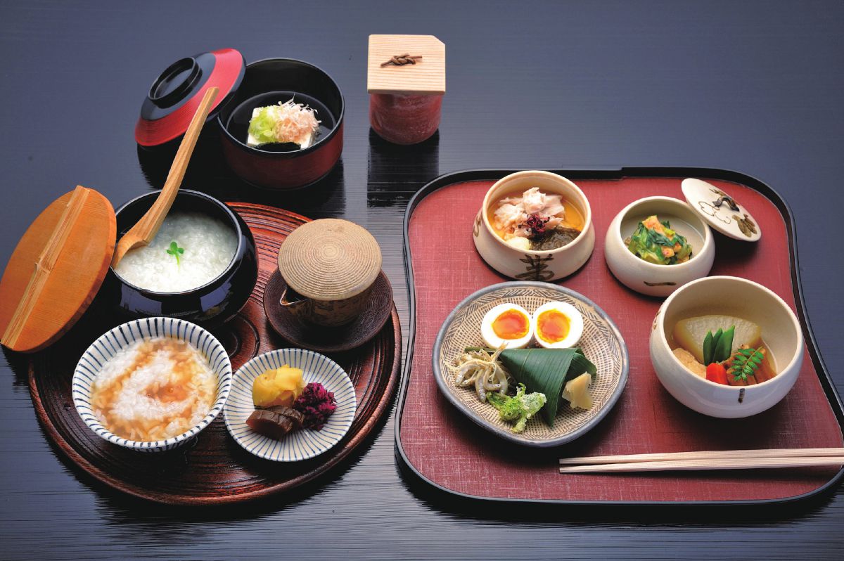 朝がゆ4500円（要予約）