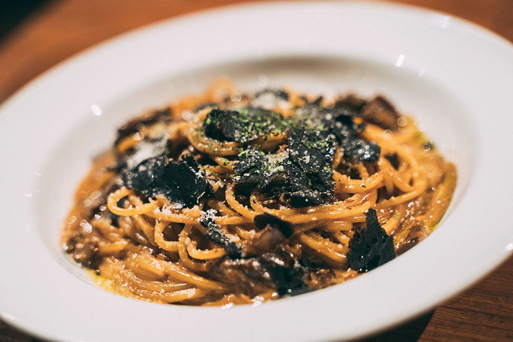 トリュフ入り 濃厚ポルチーニスパゲッティーニ 2000円（税込）