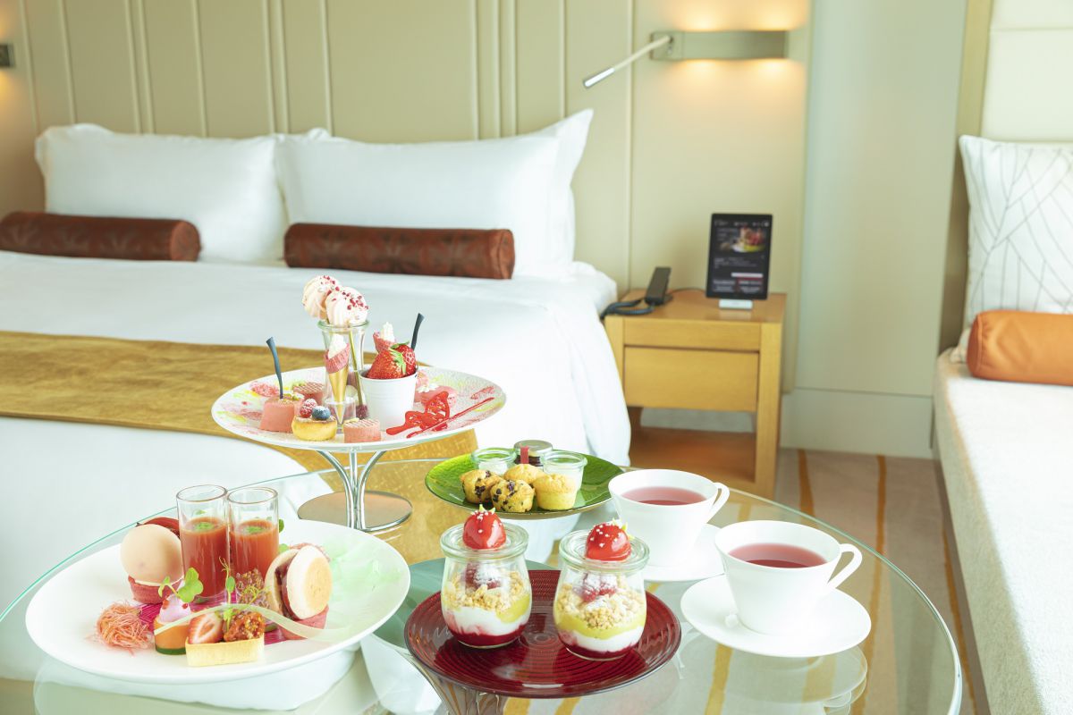 宿泊プラン「In Room Afternoon Tea ~Strawberry Field~」(イメージ)