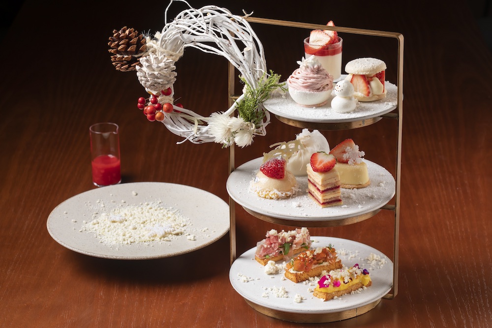 AFTERNOON TEA - WHITE FOREST -(アフタヌーンティー ホワイト フォレスト)3500円 ※1日15セット限り ※前日までに要予約※12月28日以降内容が一部変更になります