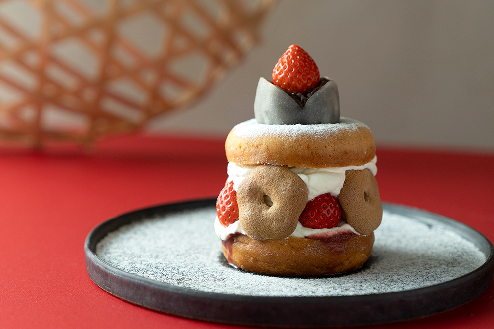 ドーナツメルト いちご大福 1100円　※イートインのみ