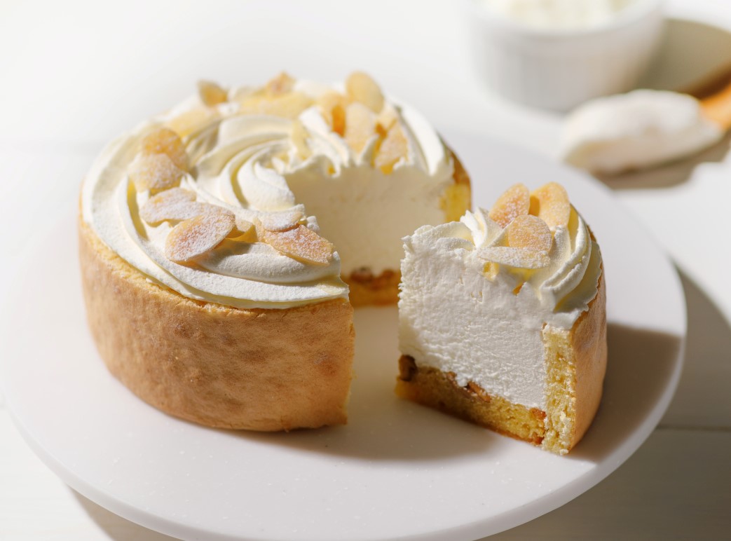 「フレンチトーストレアチーズケーキ」1個1600円