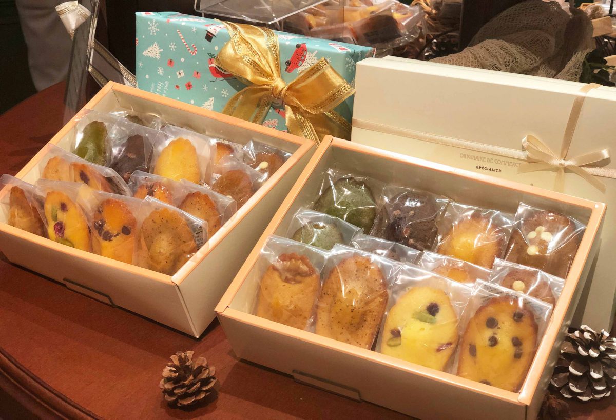 右から「12個入り」2917円、「16個入り」3750円（ともに税抜き）