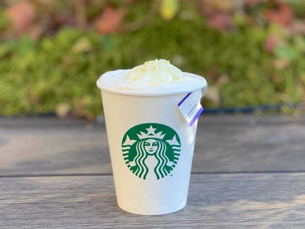 『アール グレイ ハニー ホイップ ティー ラテ』(HOTのみ)Short 450円 / Tall 490円 / Grande 530円 / Ventii® 570円(HOTのみ)