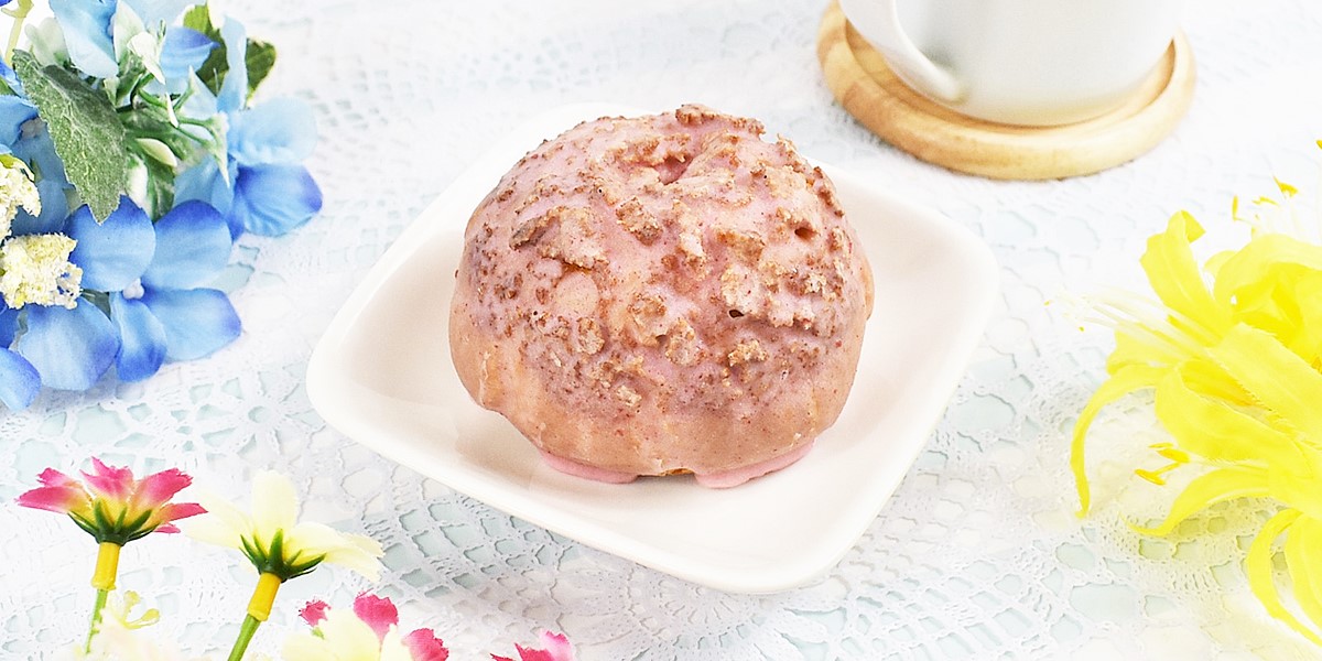 ファミリーマート、いちごクッキーシュー