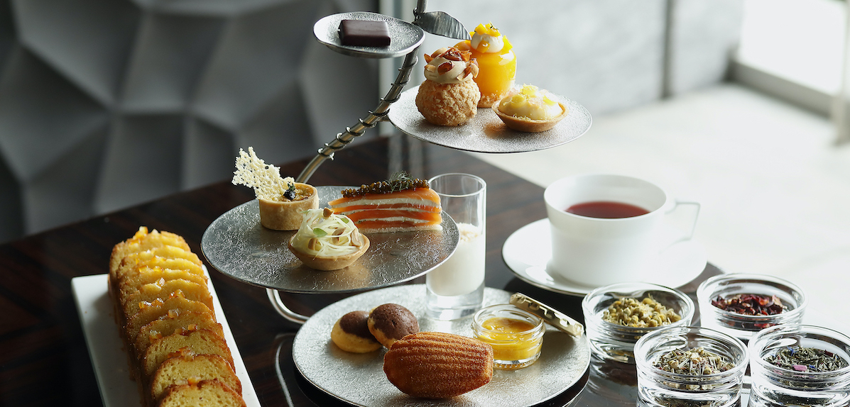 五ツ星ホテルと料理界巨匠のコラボ。日本食材をフレンチで味わうアフタヌーンティー