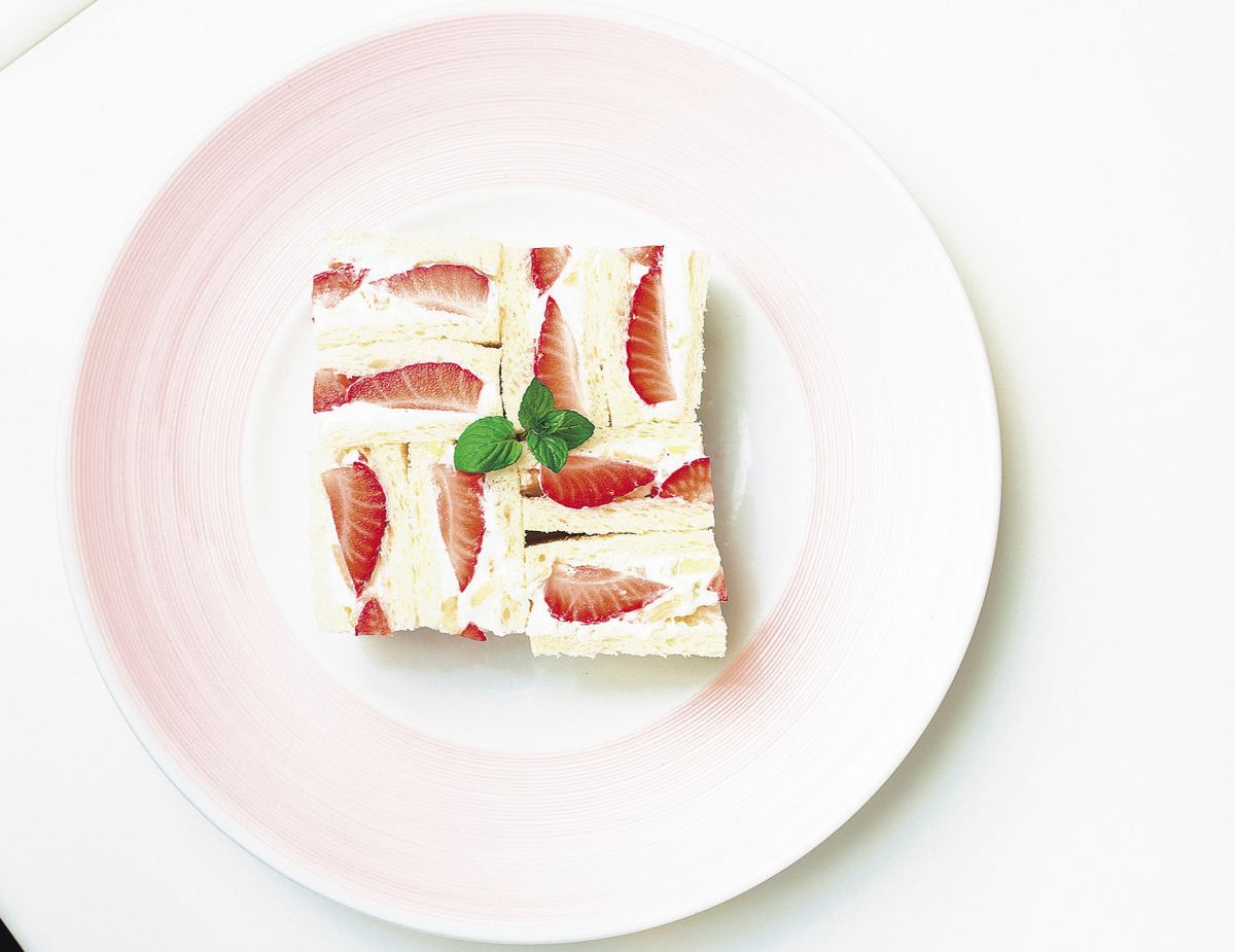 フルーツサンド 1000円