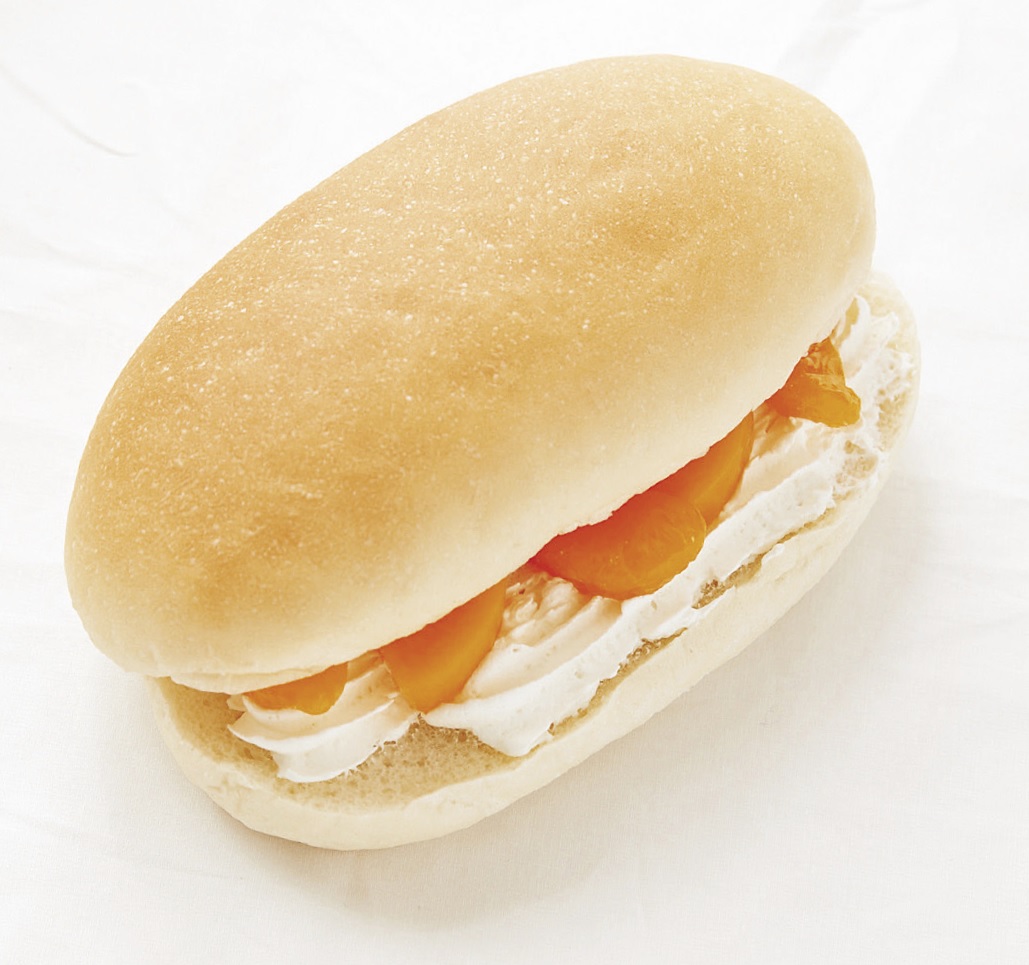 フルーツサンド300円