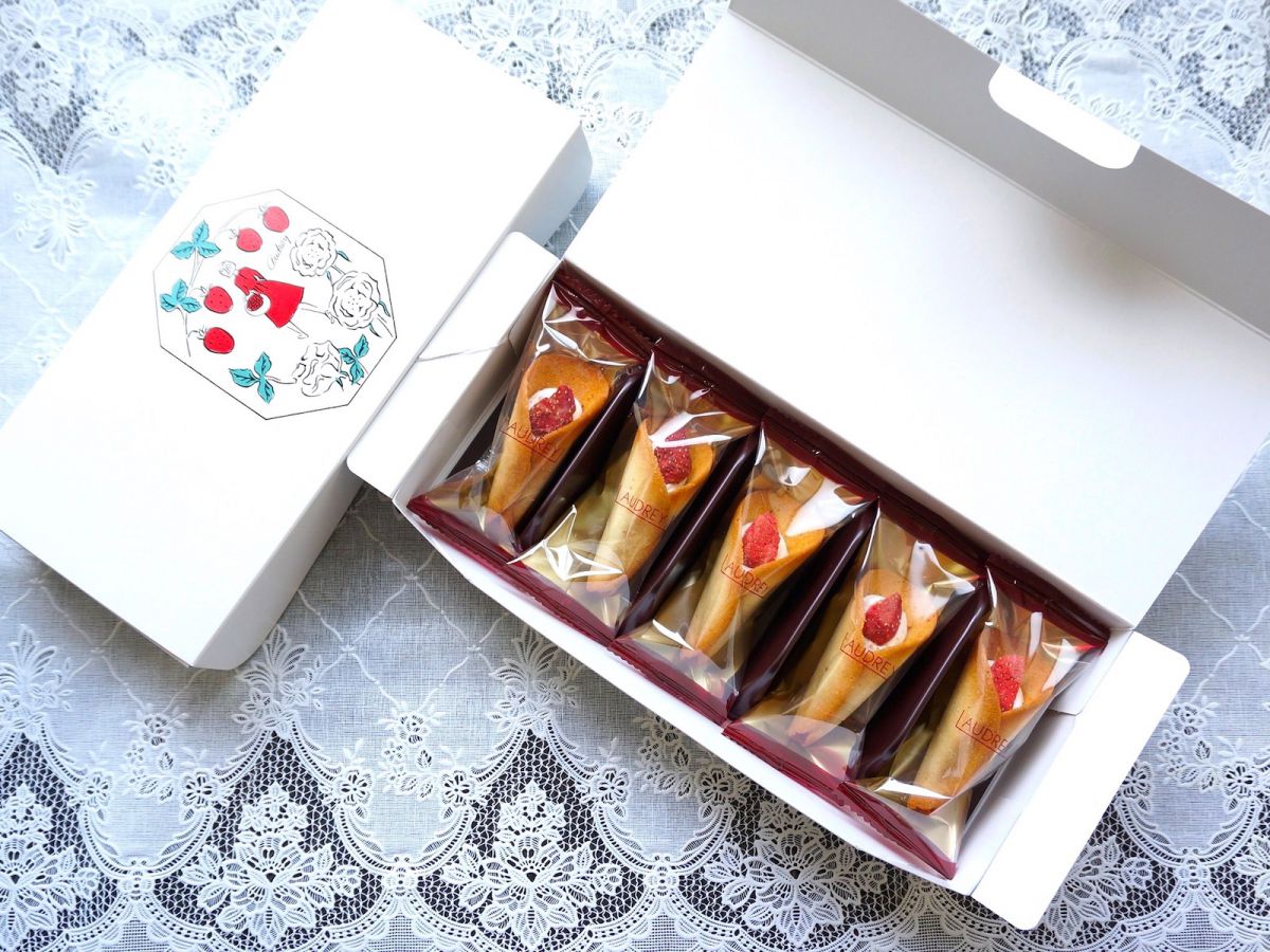 「グレイシアミルク」5個入：772円（税込）　8個入：1080円（税込）　12個入：1620円（税込）