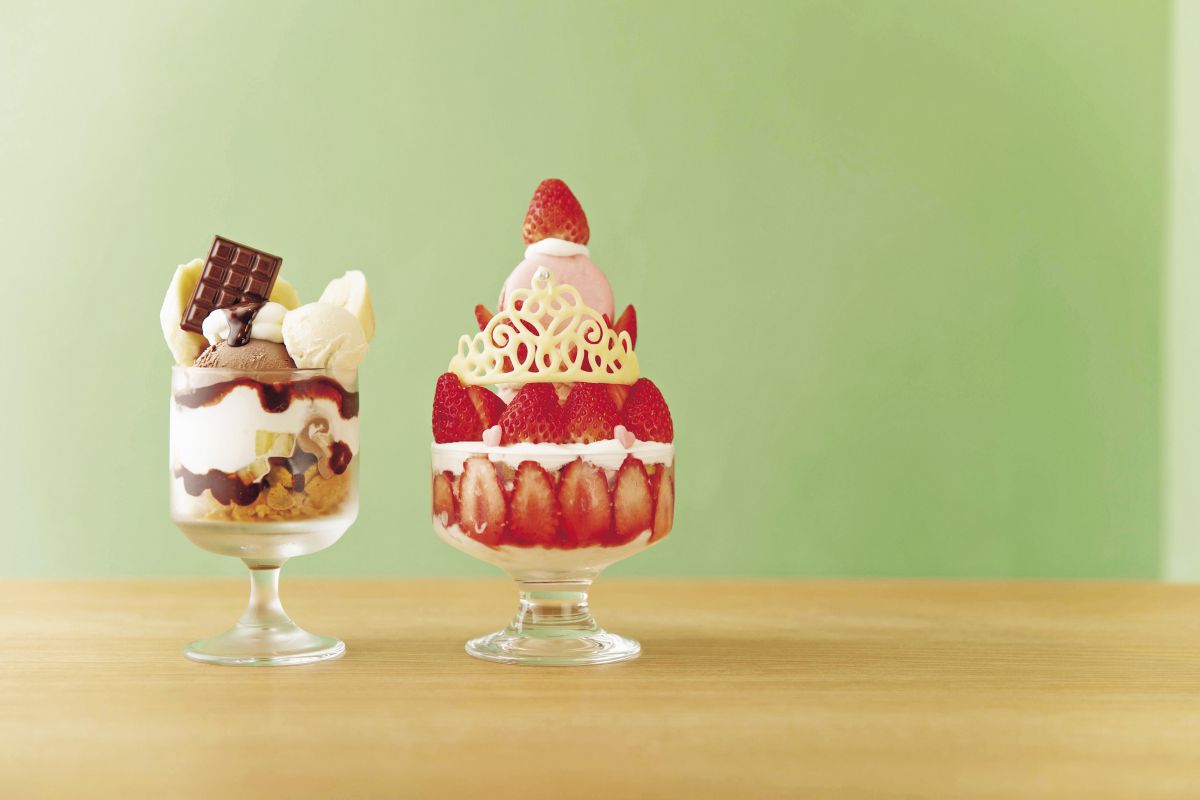 パフェ 各800円~