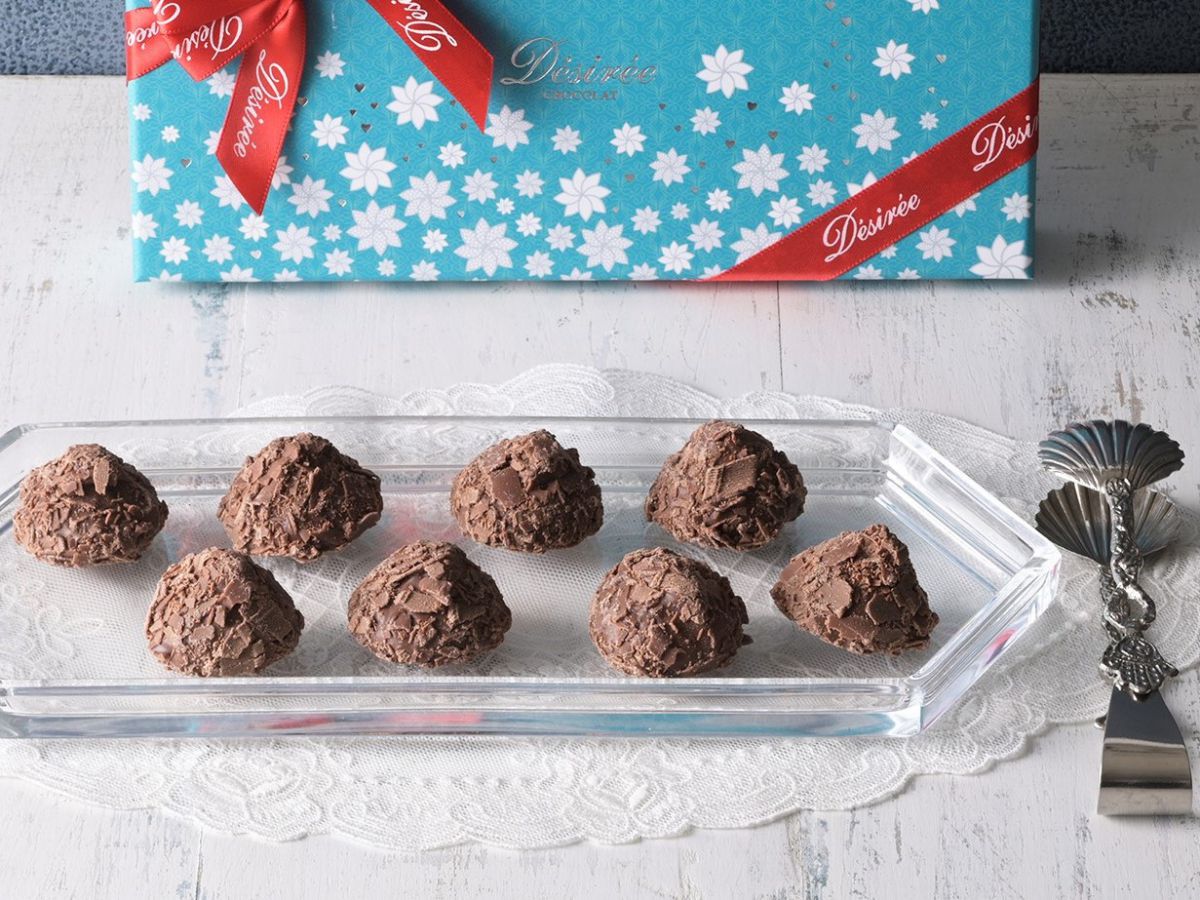 〈デジレー〉トリュフリミテッド　1890円（10個入）