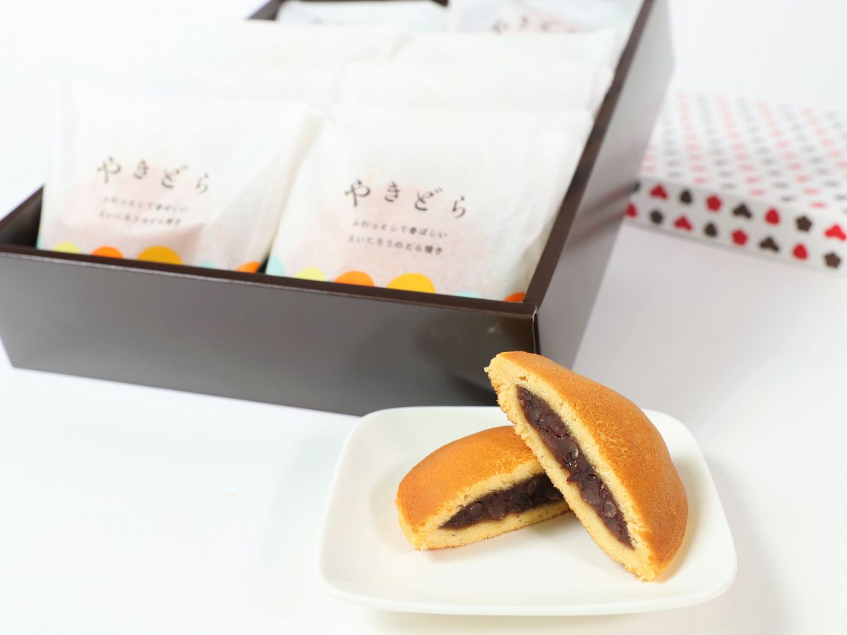 〈にほんばしえいたろう〉やきどら　2808円（12個入）