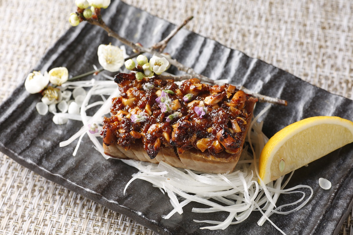 「マグロの肉みそぴー」900円（税別）