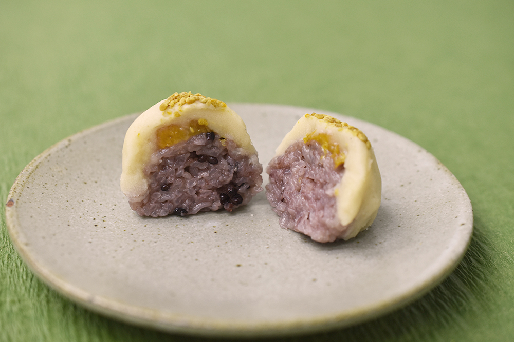 「黄金桃と花粉」