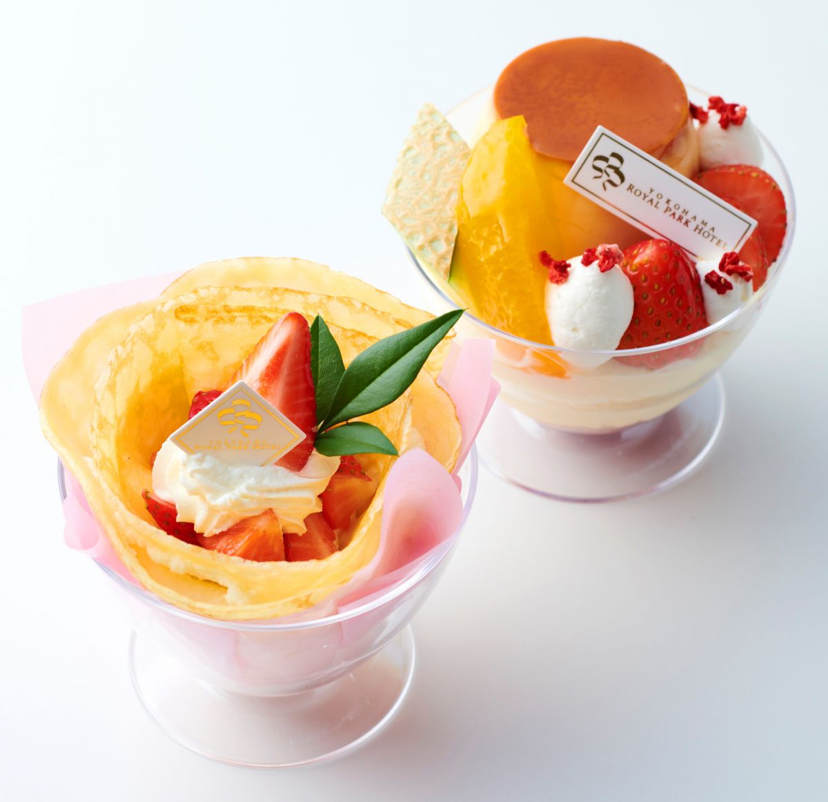 いちごクレープ640円、いちごプリンアラモード700円※2021年2月1日（月）～28日（日）