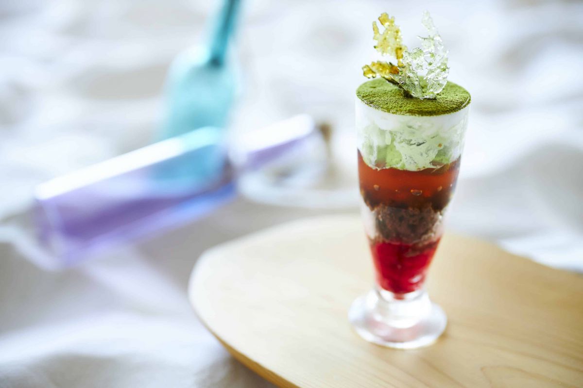 「海の花パフェ」1364円（税別）　※一日5食限定