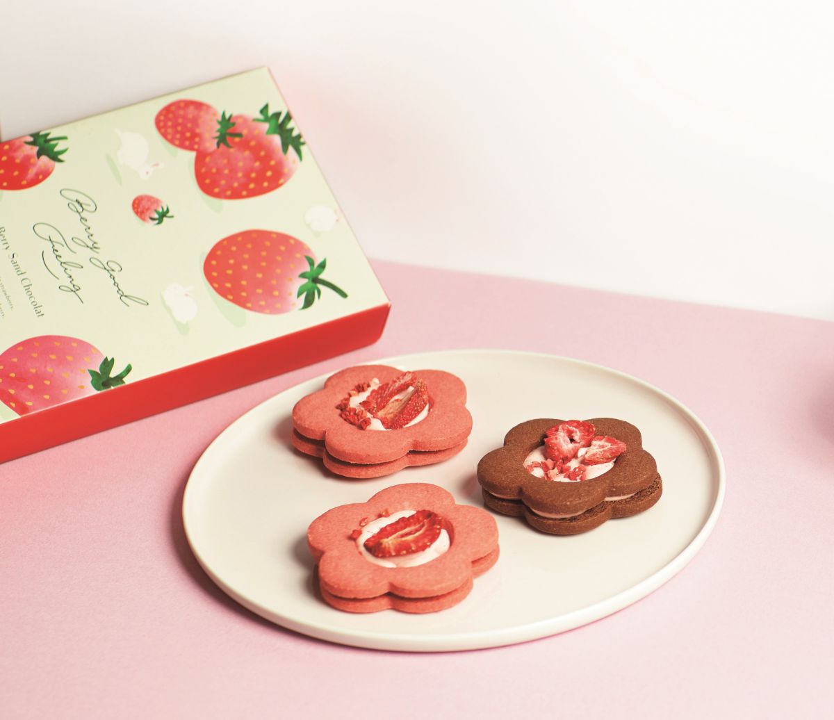 ベリーサンドショコラ(3個入り)1080円