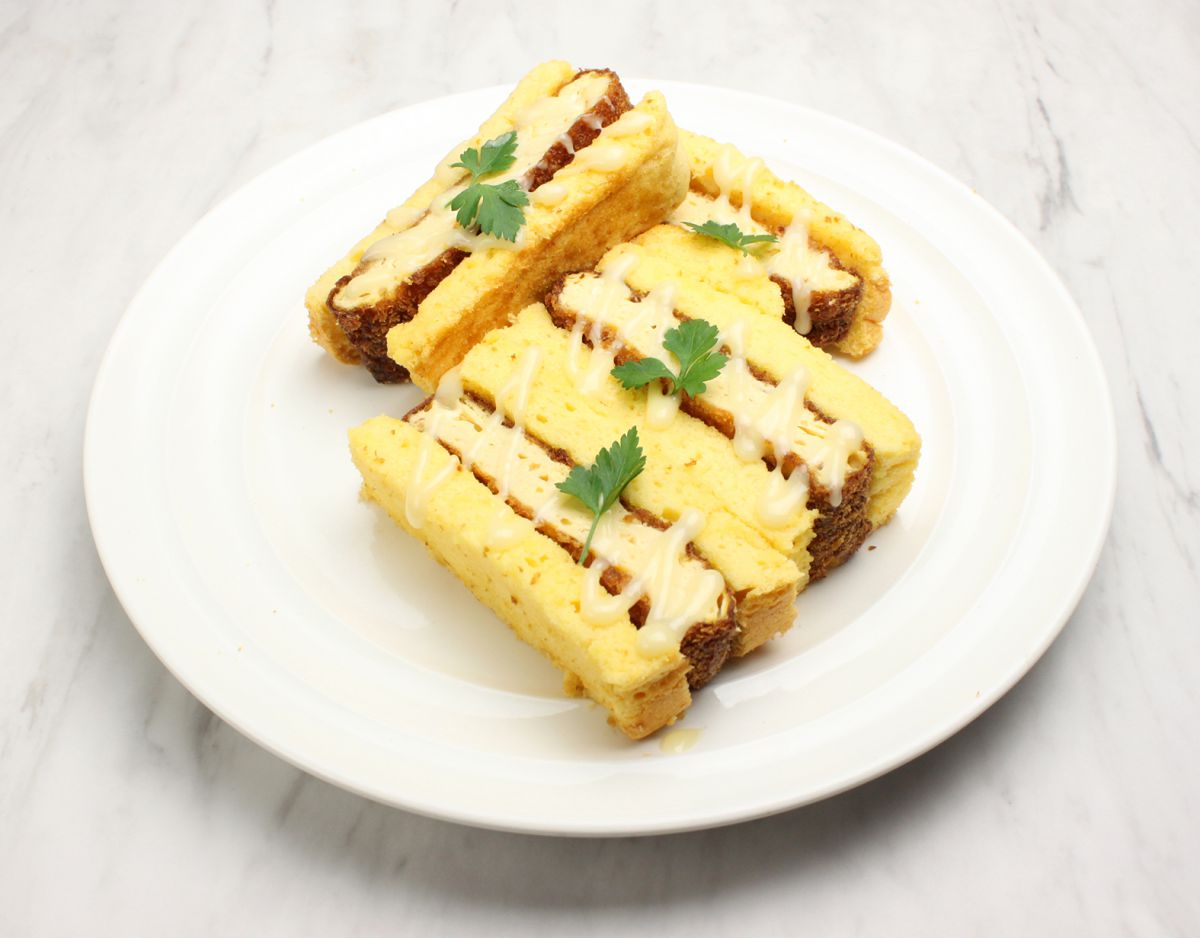 カステラスたまごカツサンド 780円