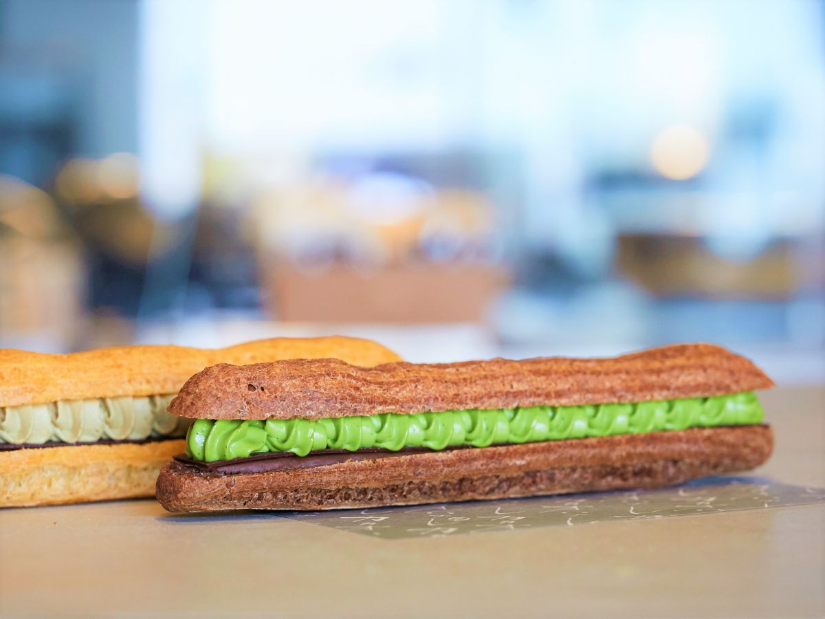 生チョコカカオエクレア 抹茶 432 円　