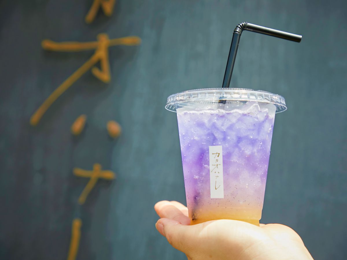 カカオビネガーソーダ レモネード 594円