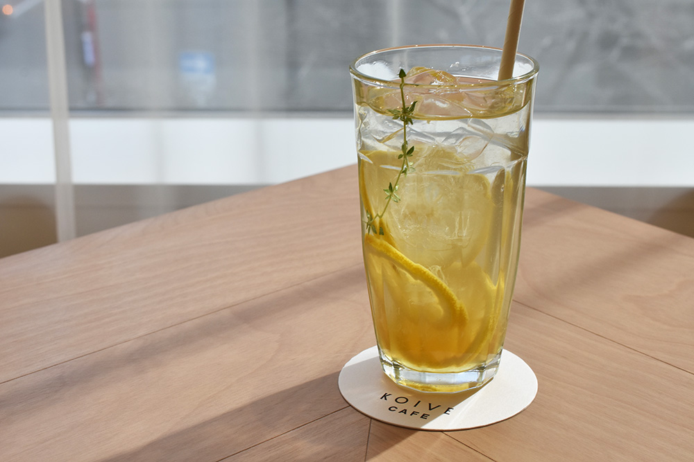 「自家製アイスレモネード」825円（税込）