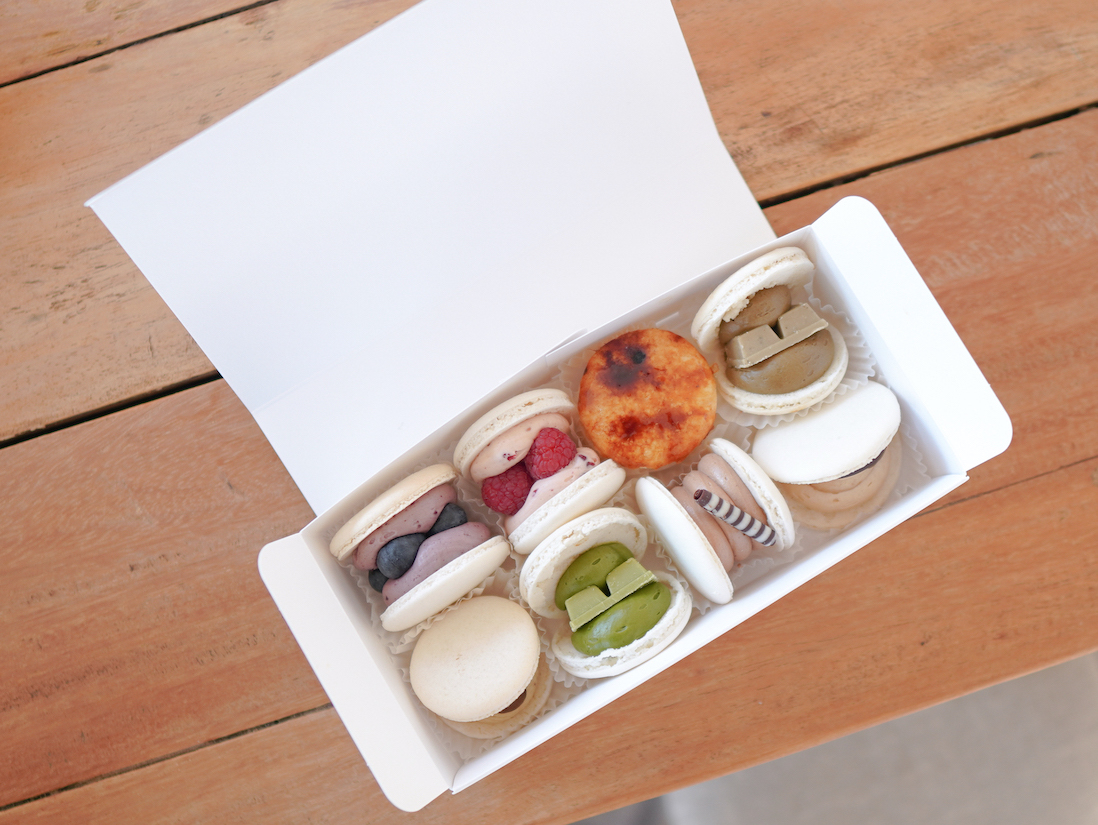 右から2つ目の奥がブリュレ400円